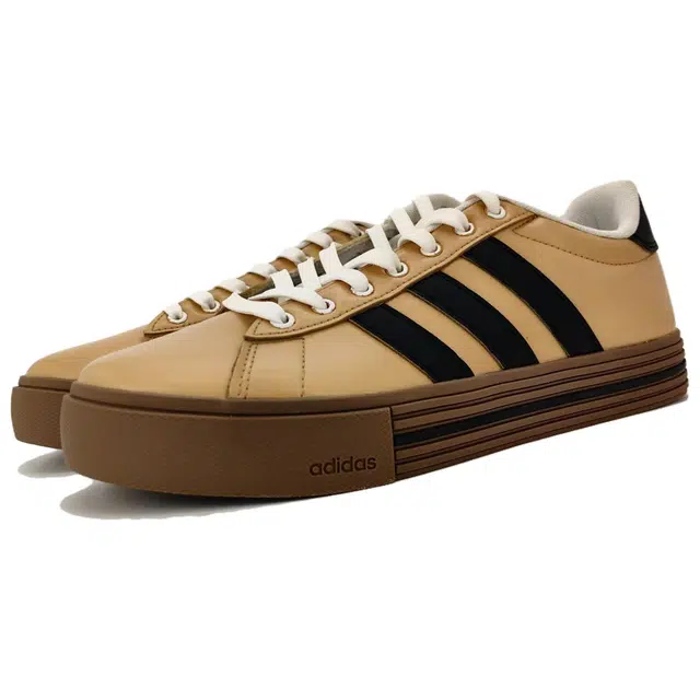 adidas Daily 4.0