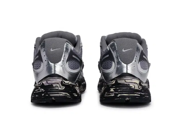 Nike V5 RNR 811