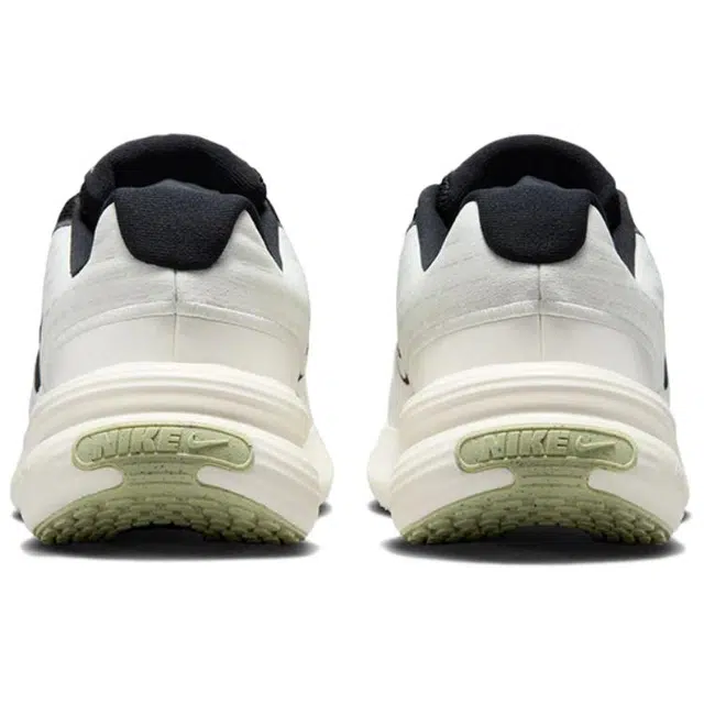 Nike Uplift SC