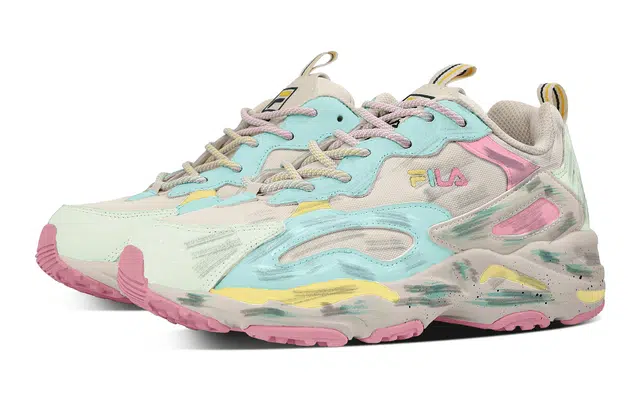 FILA Tracer