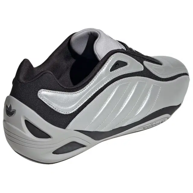 Mercedes AMG Petronas F1 Team x adidas originals ADIRACER GT MER
