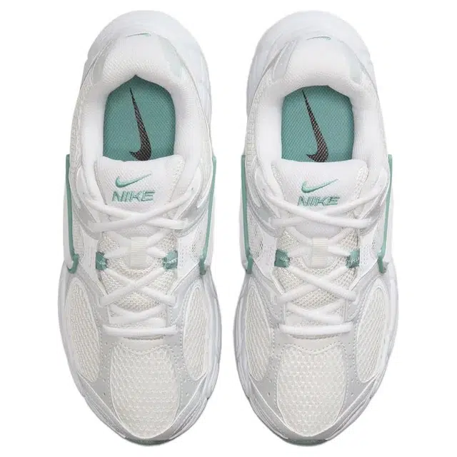 Nike V5 RNR