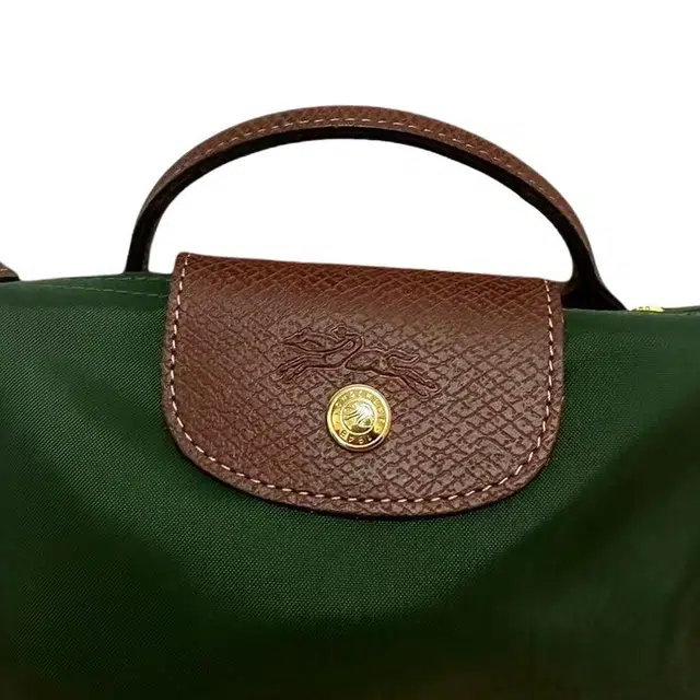 LONGCHAMP Le Pliage 17 Logo