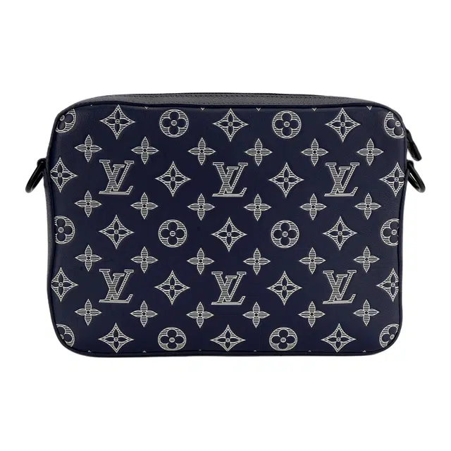 LOUIS VUITTON Trio