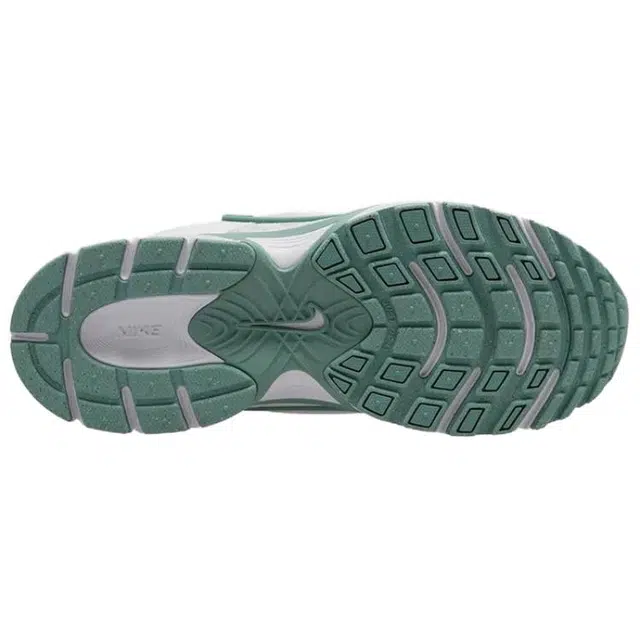 Nike V5 RNR