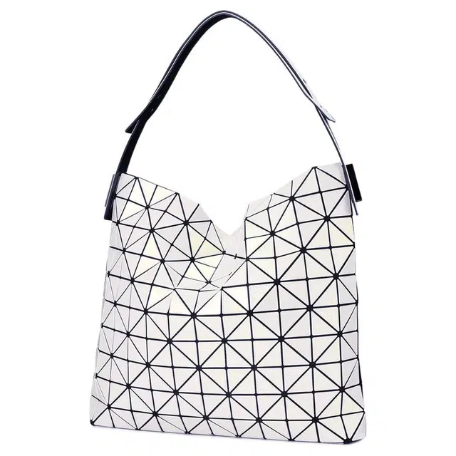 ISSEY MIYAKE Baguette
