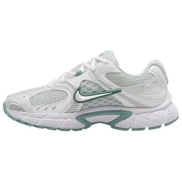 Nike V5 RNR