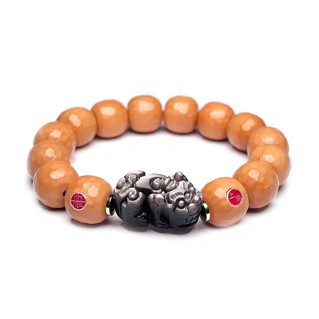 MOUNTAINS AND MANS 925