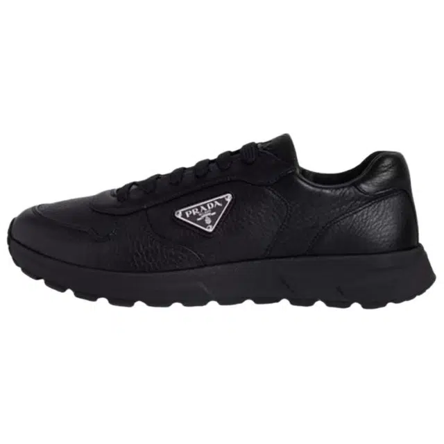 PRADA Prax 01