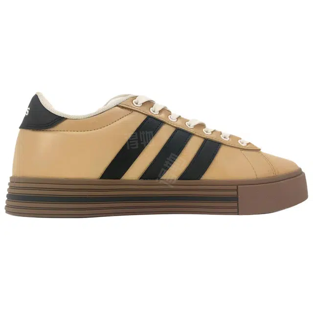 adidas Daily 4.0