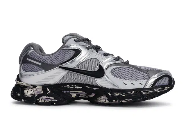 Nike V5 RNR 811