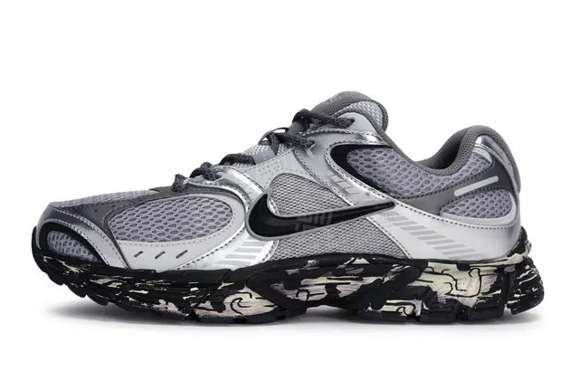 Nike V5 RNR 811