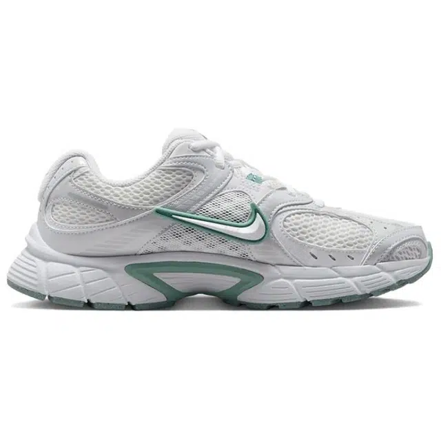 Nike V5 RNR