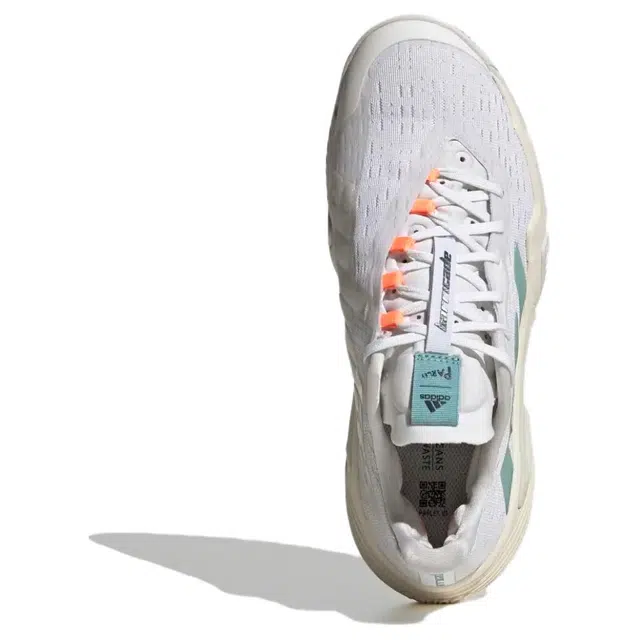 adidas Barricade