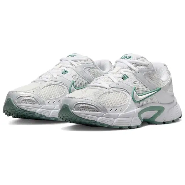 Nike V5 RNR