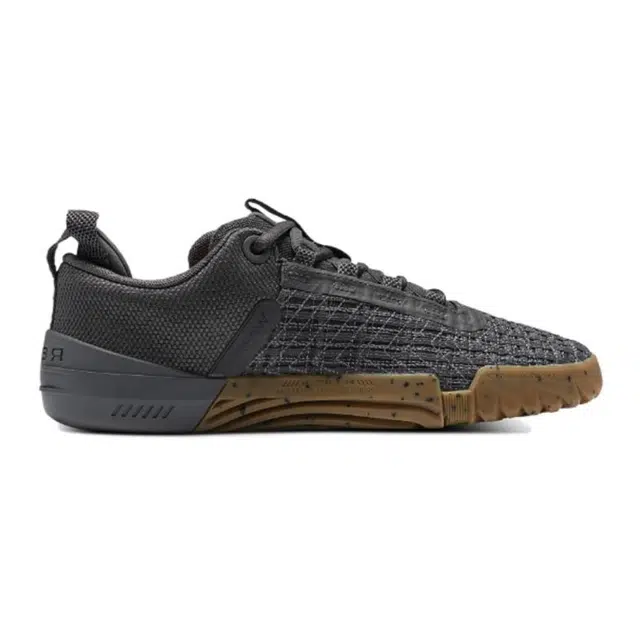 Under Armour UA Reign 6