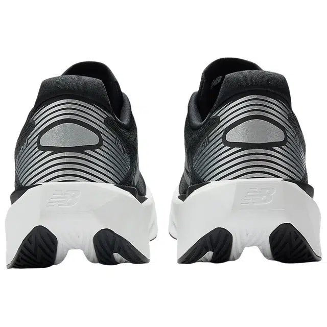 New Balance FuelCell Rebel v5