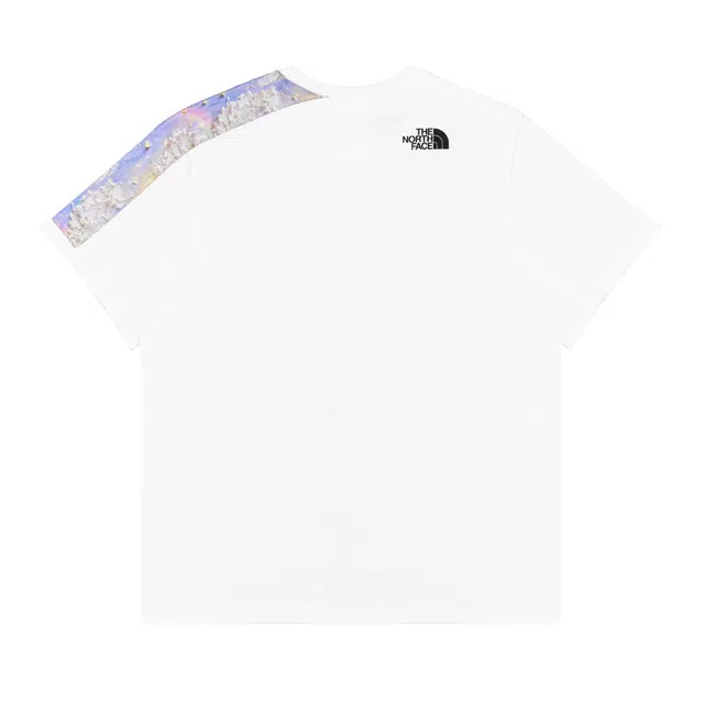 THE NORTH FACE Extraordinary T