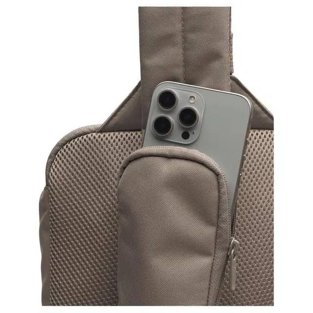 Under Armour UA Triumph 10L