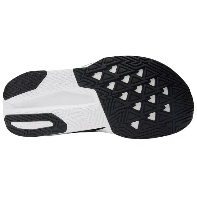 New Balance FuelCell Rebel v5