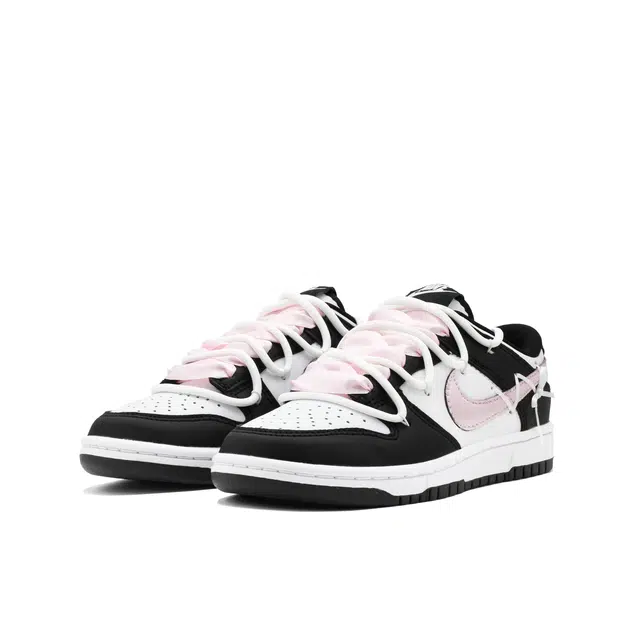 Nike Dunk "White/Black"