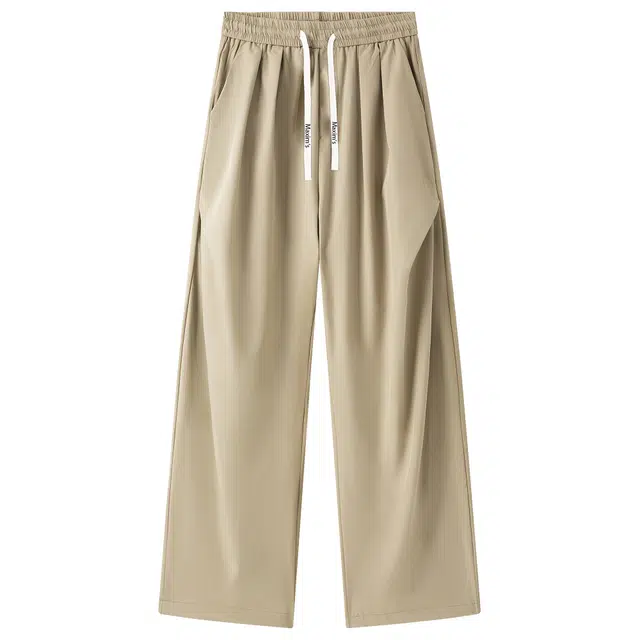 maxim's de paris LOGO