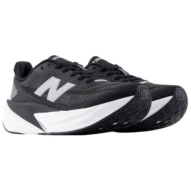 New Balance FuelCell Rebel v5