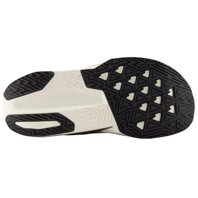 New Balance FuelCell Rebel v5