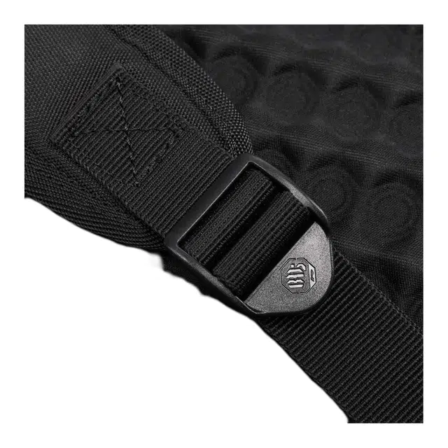 LiNing BADFIVE 20-35L Logo