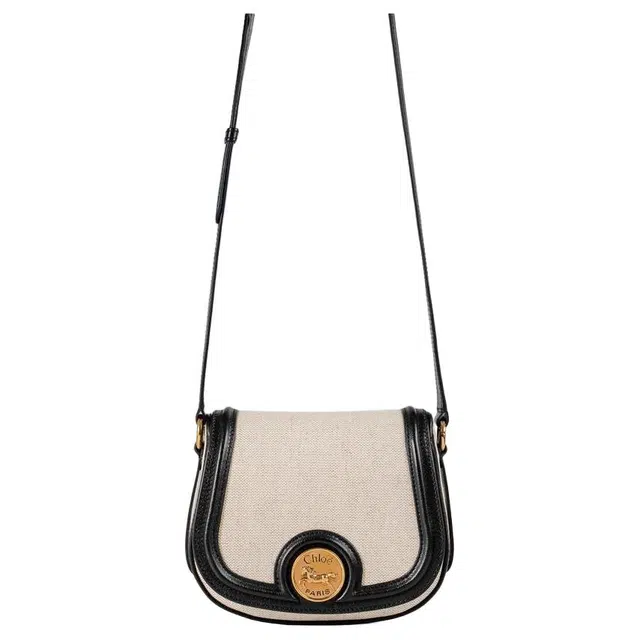 Chloe HORSE MEDAL Logo