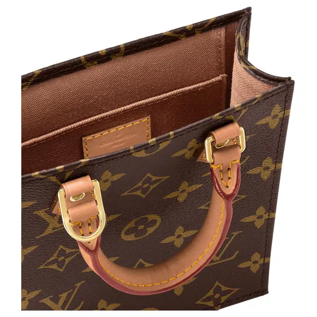 LOUIS VUITTON Petit Sac Plat