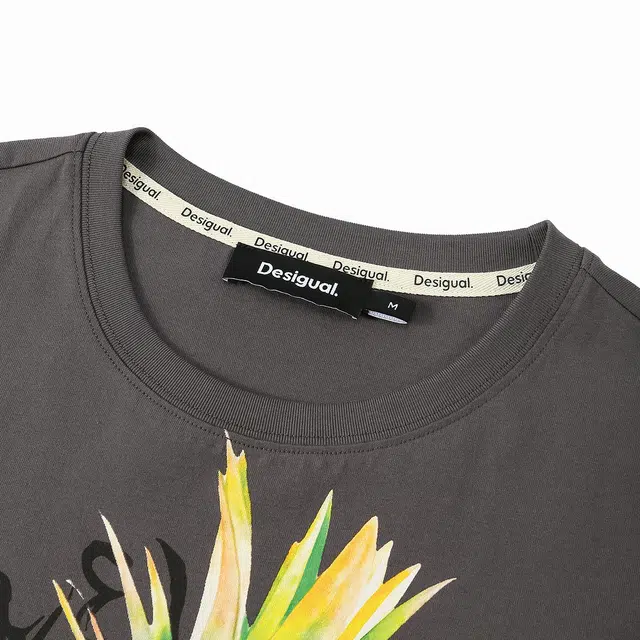 Desigual T