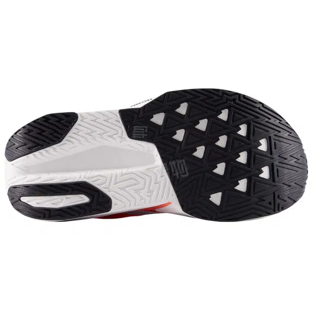 New Balance FuelCell Rebel v5