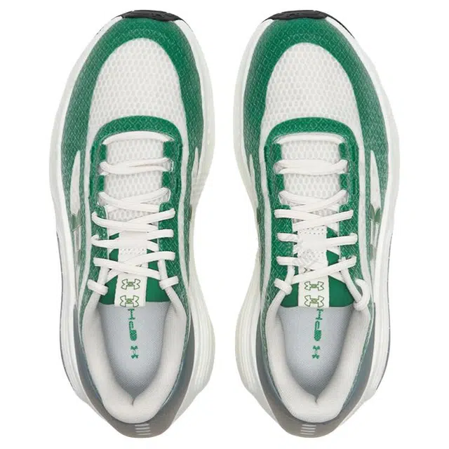 Under Armour Phantom 4
