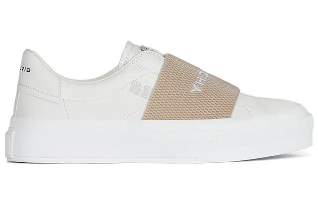 GIVENCHY City Sport