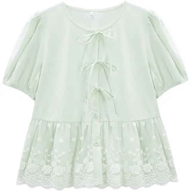 爱依服 法式甜美温柔纯色短袖圆领衬衫 女款