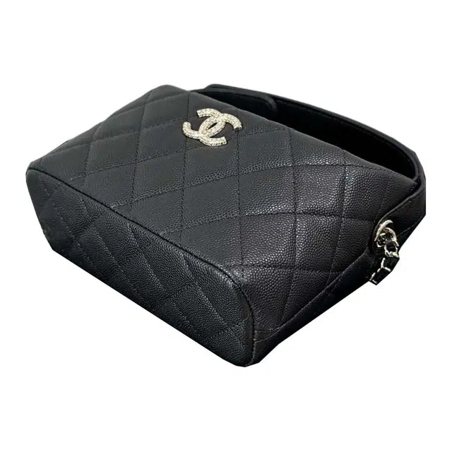 CHANEL 25A C LOGO