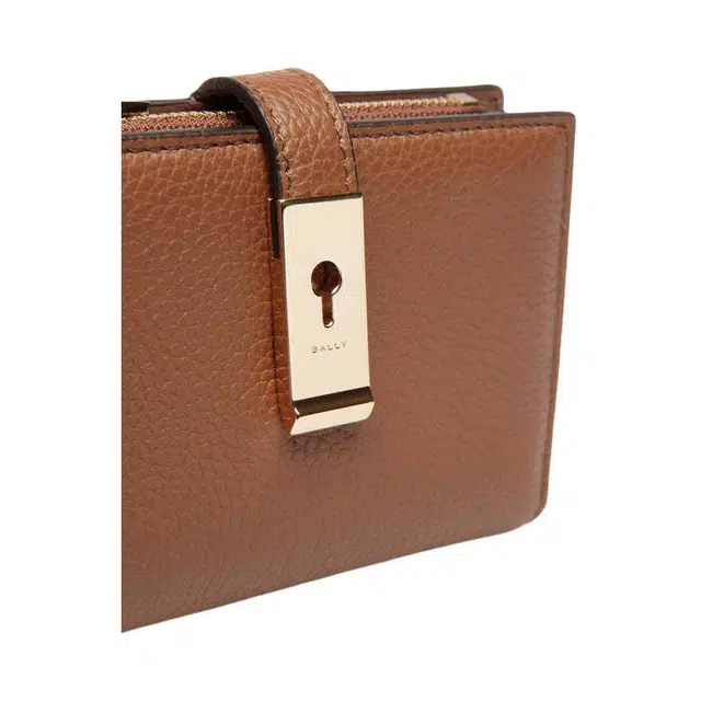 BALLY Lock Me