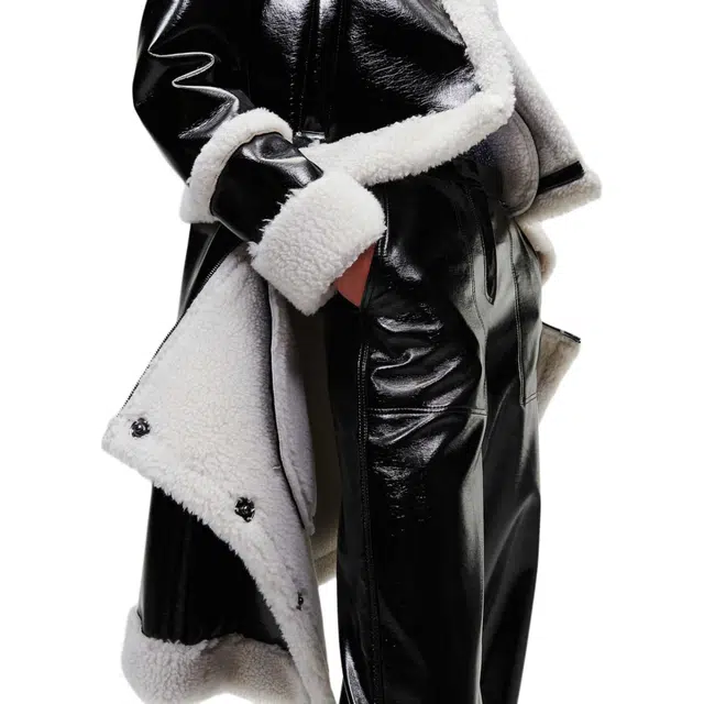 KARL LAGERFELD SS23 Logo