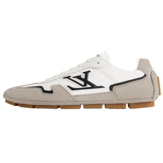 LOUIS VUITTON Rally