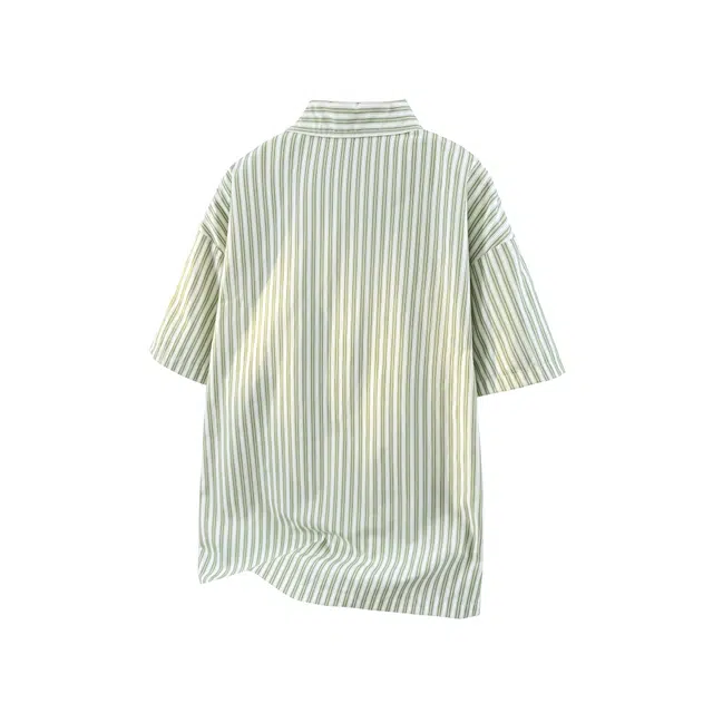 巴塞罗那足球俱乐部 港风复古条纹翻领凉感学院风简约基础版日常通勤百搭宽松休闲舒适透气短袖衬衫 男女同款