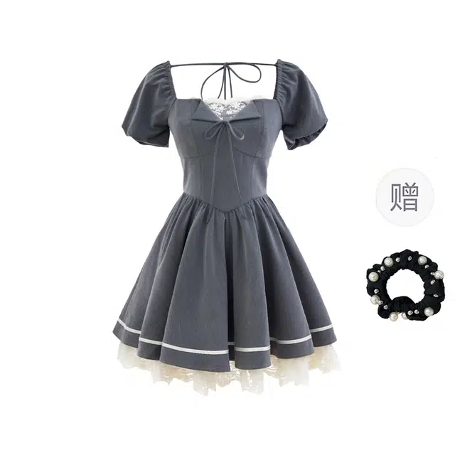 雾闪闪 大码学院风减龄方领蕾丝花边拼接设计感收腰甜美短袖连衣裙 女款