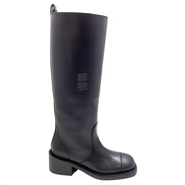 CHANEL 24B