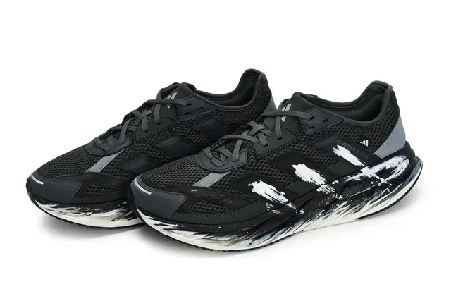 adidas ADISTAR 3 811