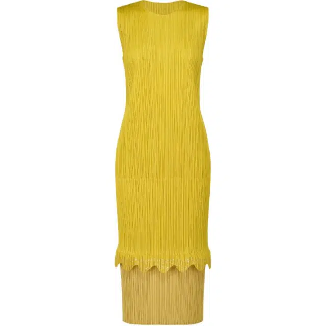 PLEATS PLEASE ISSEY MIYAKE