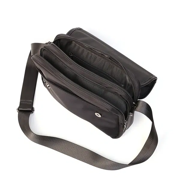 木林森 高级感复古日常通勤百搭 尼龙 单肩包 男女同款情侣款 黑色