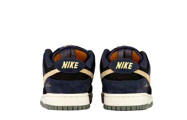 Nike Dunk SB LOW "Light Carbon" Vibe