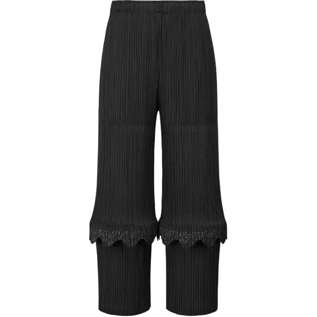 ISSEY MIYAKE
