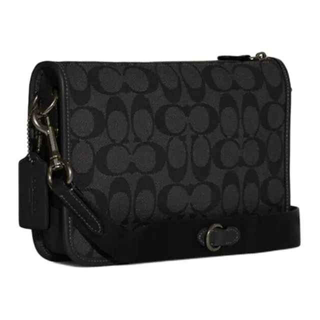 COACH Heritage 25