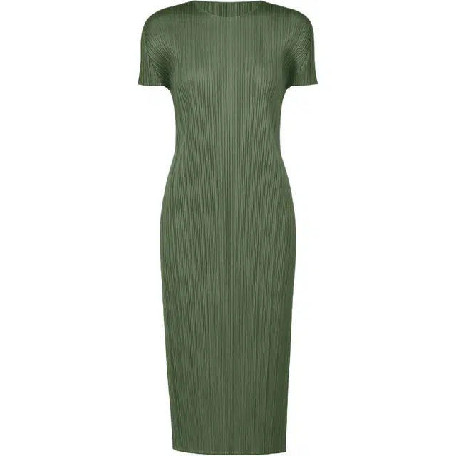 PLEATS PLEASE ISSEY MIYAKE